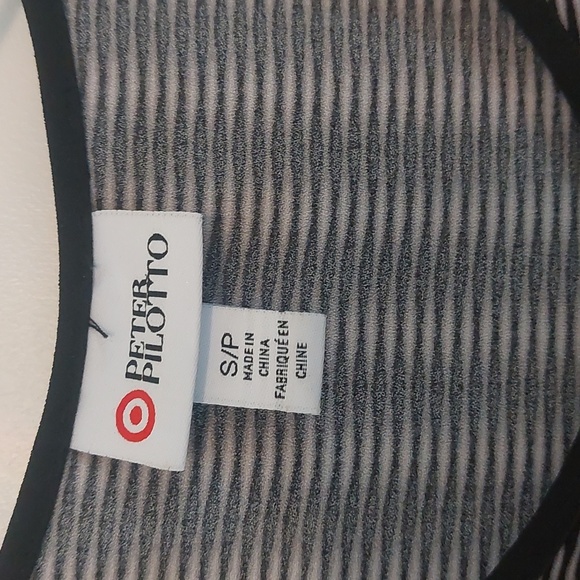 Peter pilotto limited target collection set. Pants size 6 and top is a small. - Picture 6 of 7